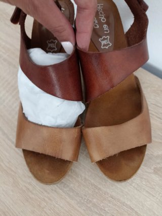 Tacones piel 39 cómodos.