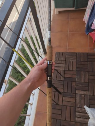 Caña de pescar spinning  2.40m