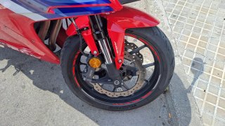 Honda CBR500R año 2024 - buen estado