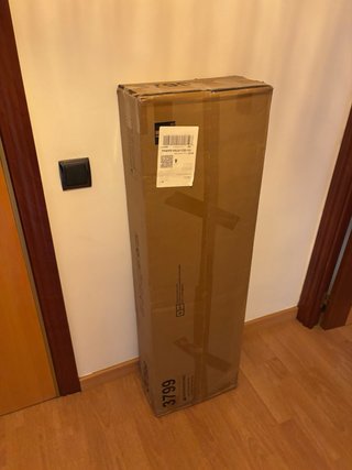 Mueble blanco y madera con cajón