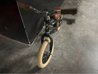 Bicicleta de aprendizaje MUNDO PETIT
