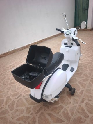 Vespa moto infantil