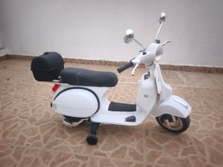 Vespa moto infantil