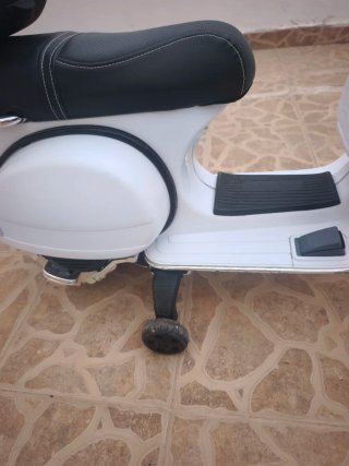 Vespa moto infantil
