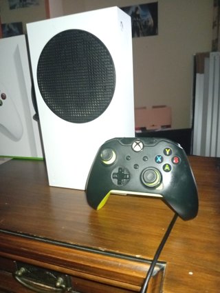 Xbox Series S + Accessori