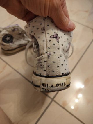 Converse All Star Bianche con Farfalle Viola