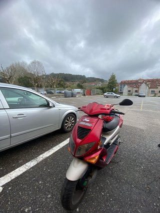 Peugeot Speedfight 1 Rojo/Blanco