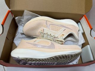 Nike Air Pegasus 40 Mujer Talla 36.5 Nuevas