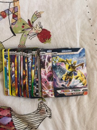 38 Cartas Pokémon
