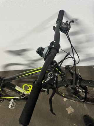 Bicicleta MTB Monty