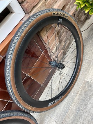Ruedas DT Swiss GRC 1400 Carbon