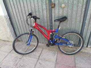 Bicicleta Montaña 24 Giant Roja/Azul