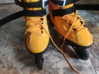 Kit Patinaje Patines, Casco y Protecciones