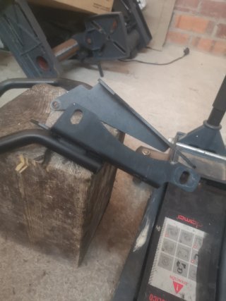 Soporte maleta Yamaha XT 660