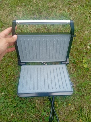 Cecotec Rock'nGrill 700W Parrilla Eléctrica