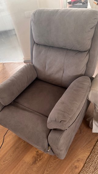 Sillón eléctrico reclinable gris
