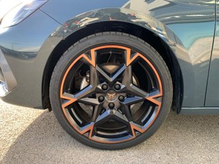 Cupra León SP 1.5 TSI e-Hybrid 200kW (272CV) VZ DSG