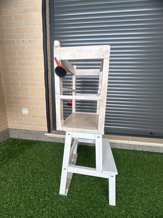 Torre di apprendimento Montessori in legno