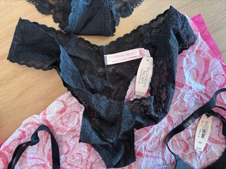 Conjunto Victoria’s Secret. Sujetador y braguitas.