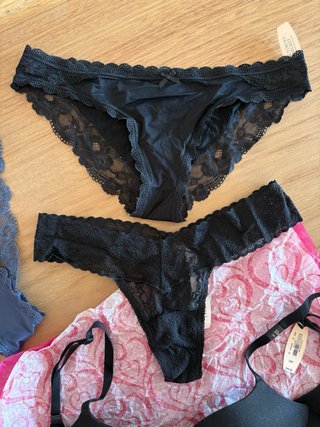 Conjunto Victoria’s Secret. Sujetador y braguitas.