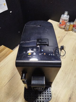 Cafetera Ufesa Sensazione Súper Automática