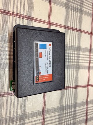 Cargador Baterías + regulador solar