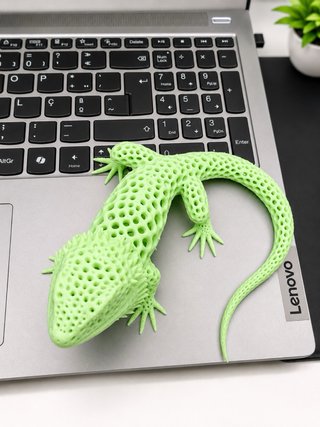 Lagarto Decorativo Verde - Brilha no escuro.