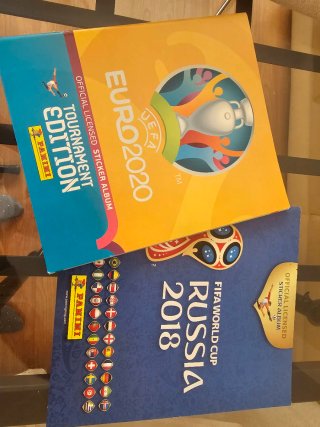 Álbumes Panini Euro 2020 y Mundial 2018