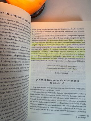 Libro Chakra Yoga