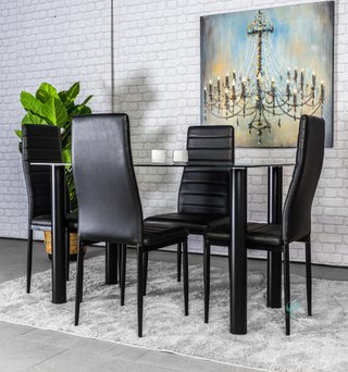 Conjunto de mesa con 4 sillas negro