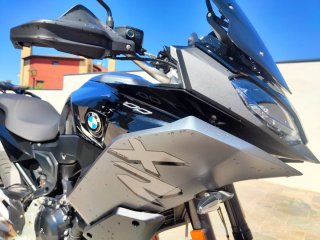 BMW F 900 XR Negra