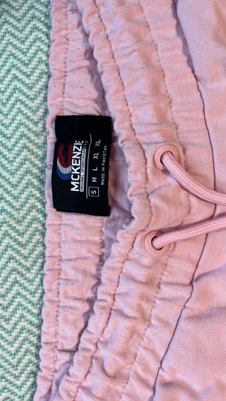 Conjunto McKenzie Camiseta y Pantalón Corto Rosa