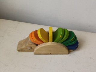 Riccio giocattolo in legno DIDA colorato