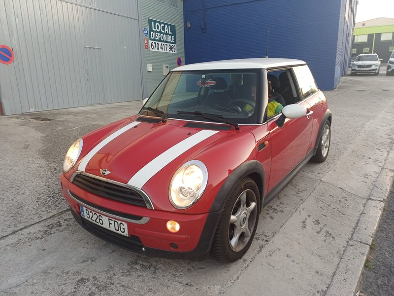 MINI Cooper 2006 - foto 1