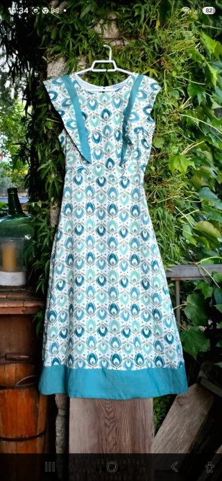 Precioso vestido midi evento estampado