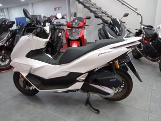 Honda PCX 125 Blanca