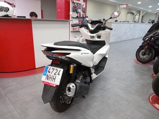 Honda PCX 125 Blanca