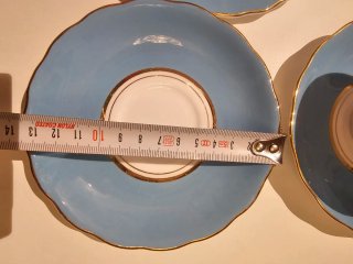 Trío de té inglés porcelana azul y oro