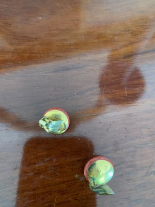 Orecchini clip rossi con inserto dorato