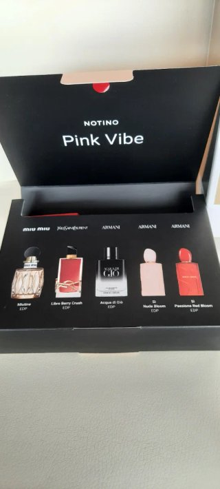 Perfume fame 150ml + 8 muestras