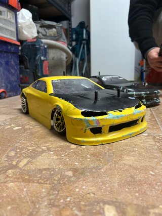 Coche RC Drift 1/10 Amarillo