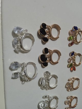 Orecchini cerchietto oro/argento con pietre donna