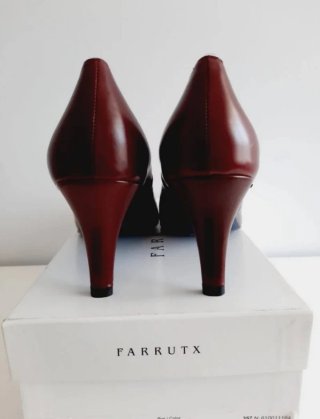 Zapatos Farrutx de Piel y Suela de Cuero