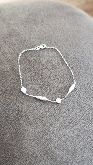Pulsera oro blanco mujer nueva.