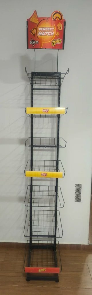 Expositor metálico para patatas fritas