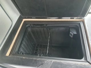 Toyota Hiace 2005