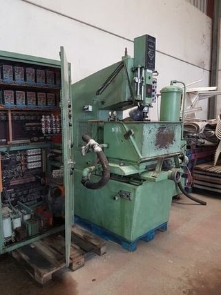 MAQUINA DE ELECTROEROSION