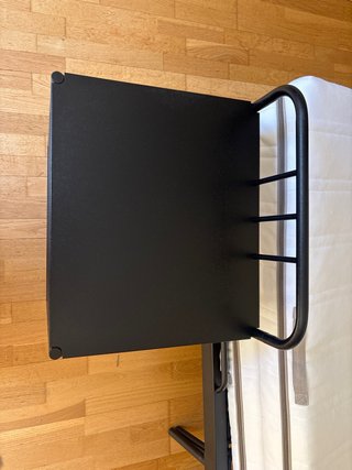 Cama extensible Ikea negra + mesita