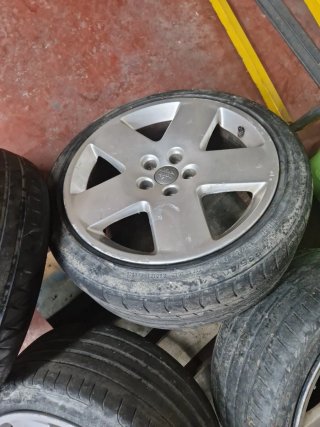 4 Llantas Audi A8 Originales 18x8.5 ET45 (RONAL)