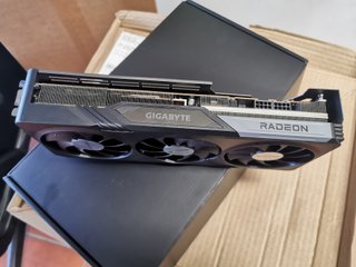 Gráfica AMD Radeon RX 7800 XT 16GB